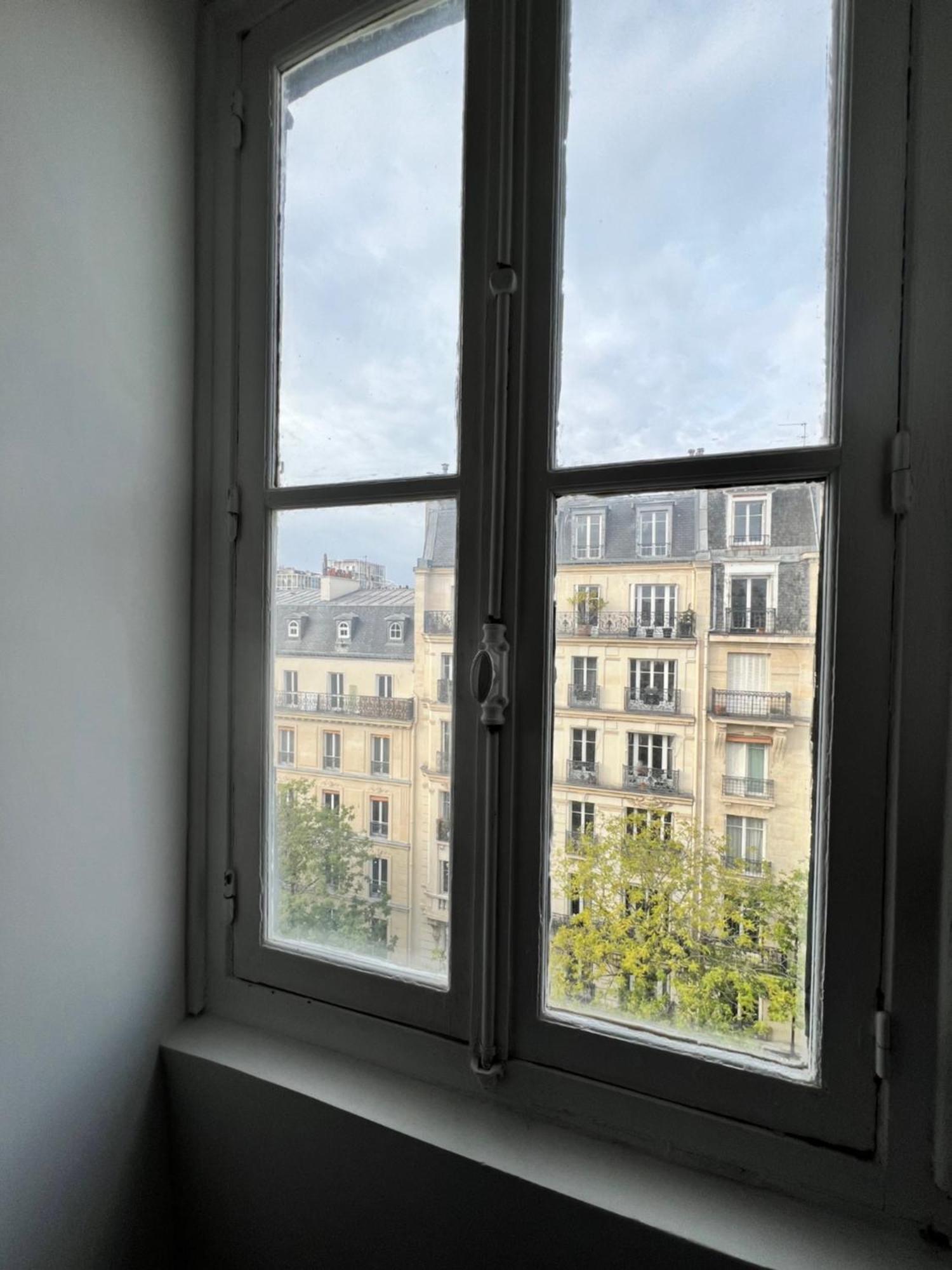 Batignolles, Montmartre Chambre 12M2 , Metro 13 Et 14 باريس المظهر الخارجي الصورة